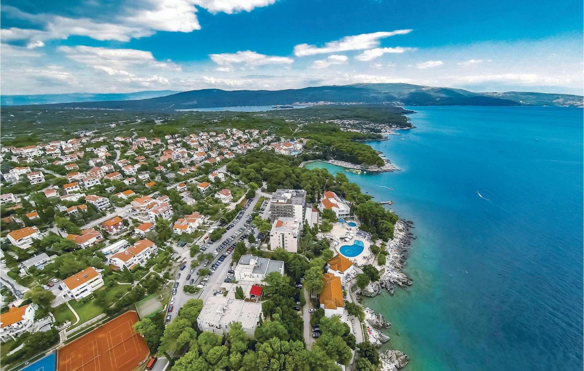 Gorgeous Apartment In Krk With Kitchen Krk Town Εξωτερικό φωτογραφία