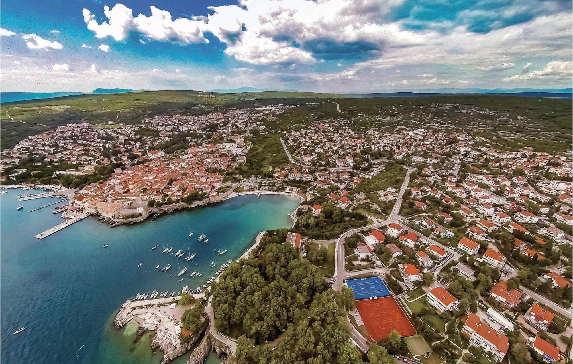 Gorgeous Apartment In Krk With Kitchen Krk Town Εξωτερικό φωτογραφία