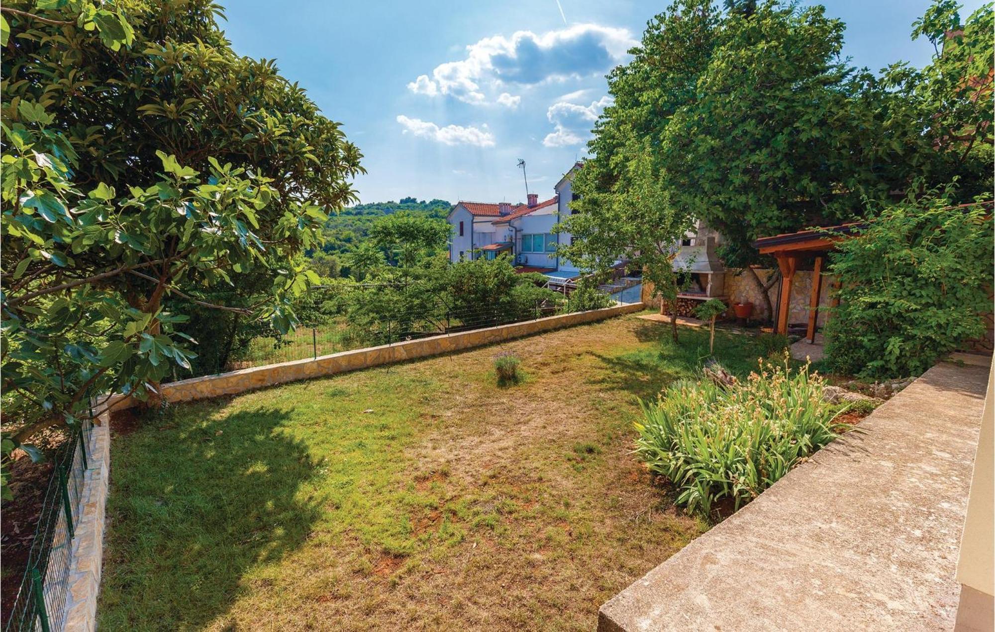 Gorgeous Apartment In Krk With Kitchen Krk Town Εξωτερικό φωτογραφία