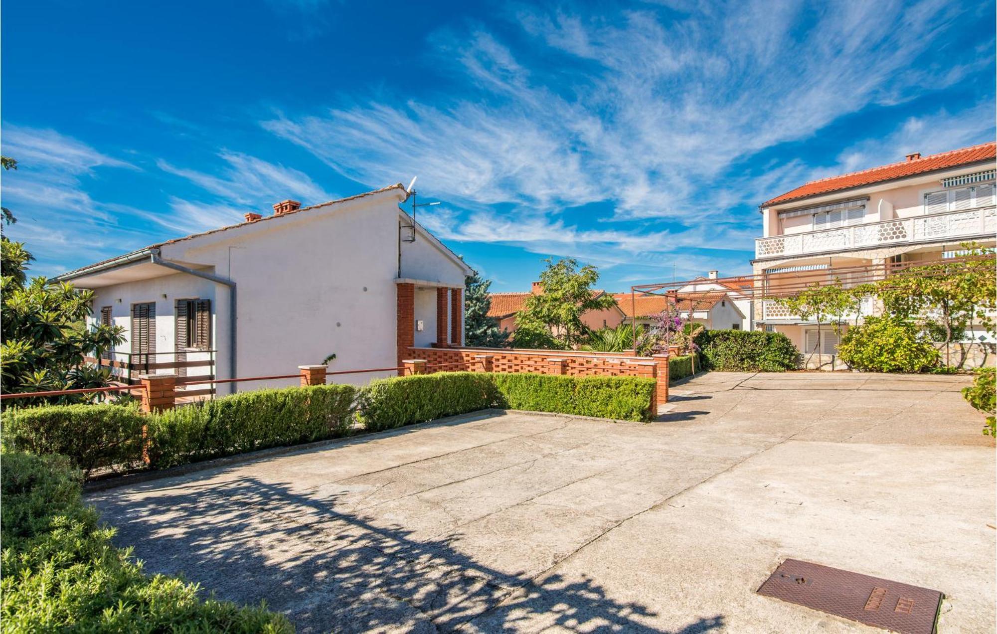 Gorgeous Apartment In Krk With Kitchen Krk Town Εξωτερικό φωτογραφία